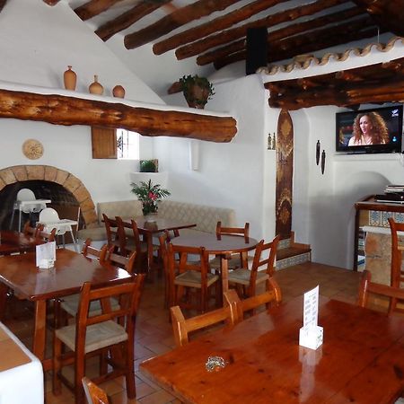 Apartamentos Los Pinares Benet Santa Eulària des Riu Εξωτερικό φωτογραφία