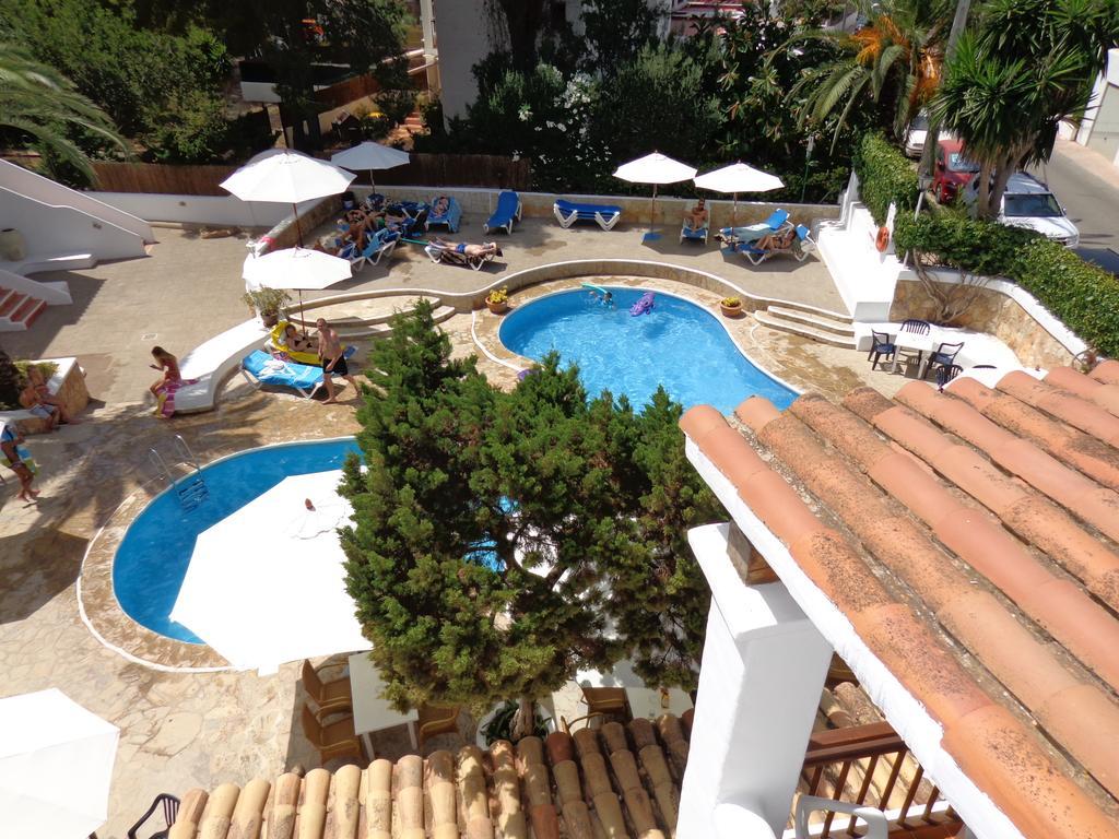 Apartamentos Los Pinares Benet Santa Eulària des Riu Εξωτερικό φωτογραφία