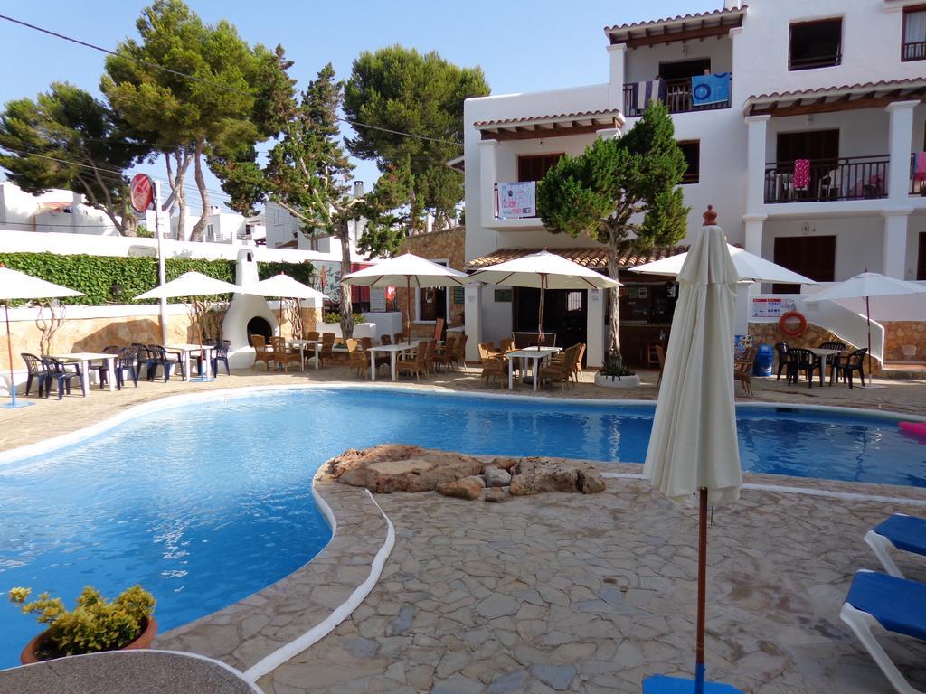 Apartamentos Los Pinares Benet Santa Eulària des Riu Εξωτερικό φωτογραφία